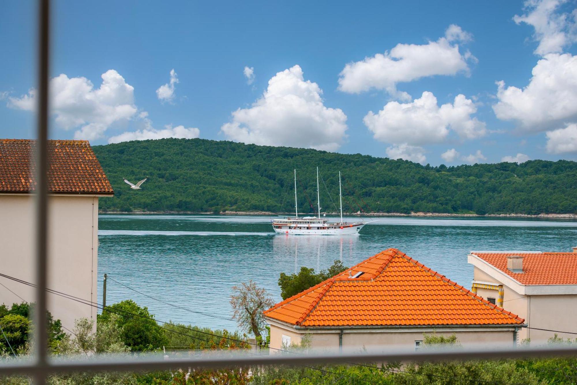 Danica Luxury Seaside Apartment Šibenik Dış mekan fotoğraf